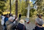 Pokłon parafian w ośrodku Miłosierdzia Bożego w Wilnie 